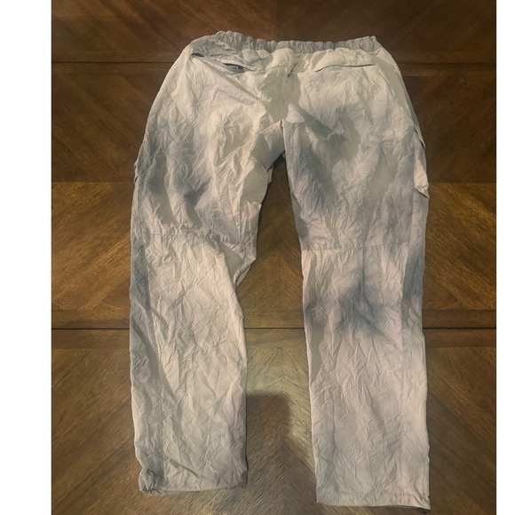 Kith Mens Grey Cloud Wash Nylon Cargo Pants XXL Relaxed Bungee Hem Joggers |V1 - Picture 6 of 7